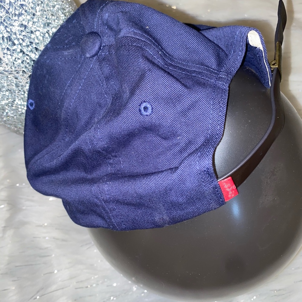 Levi’s cap - Picture 3 of 3